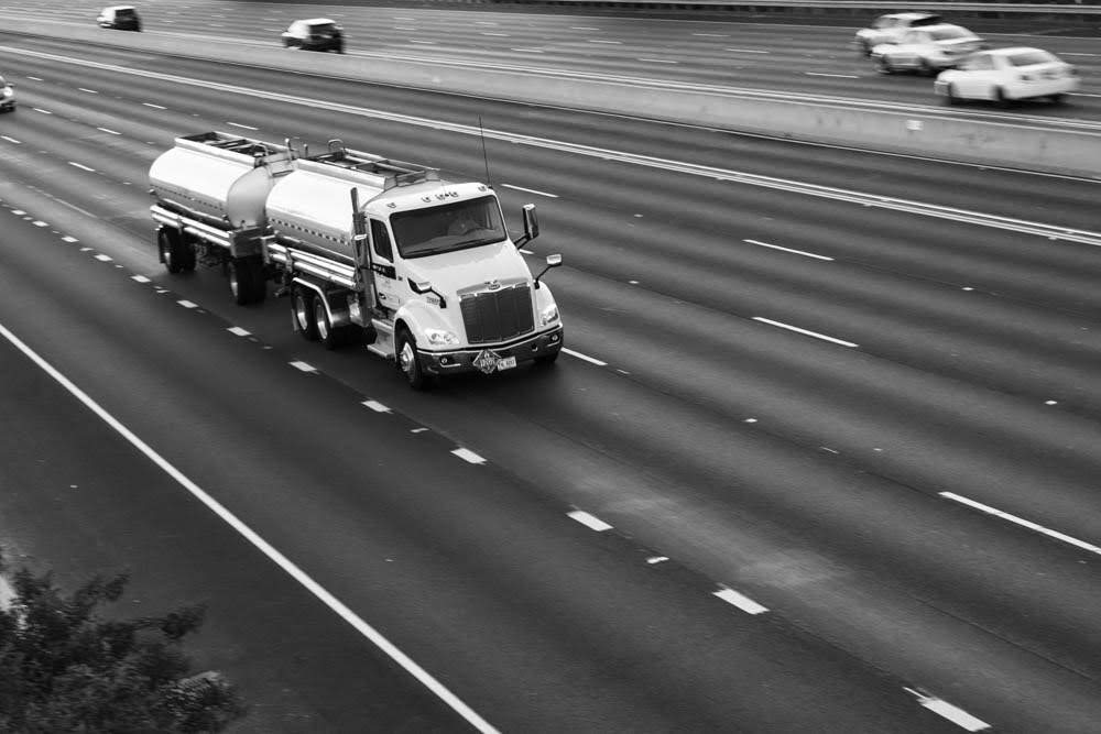 Houston, TX – Woman Fatally Struck by Truck on I-10 near Exit 775A